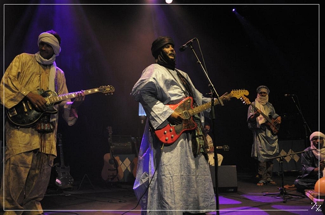 0194 Tinariwen VIP 02-10-2009 (Large).jpg